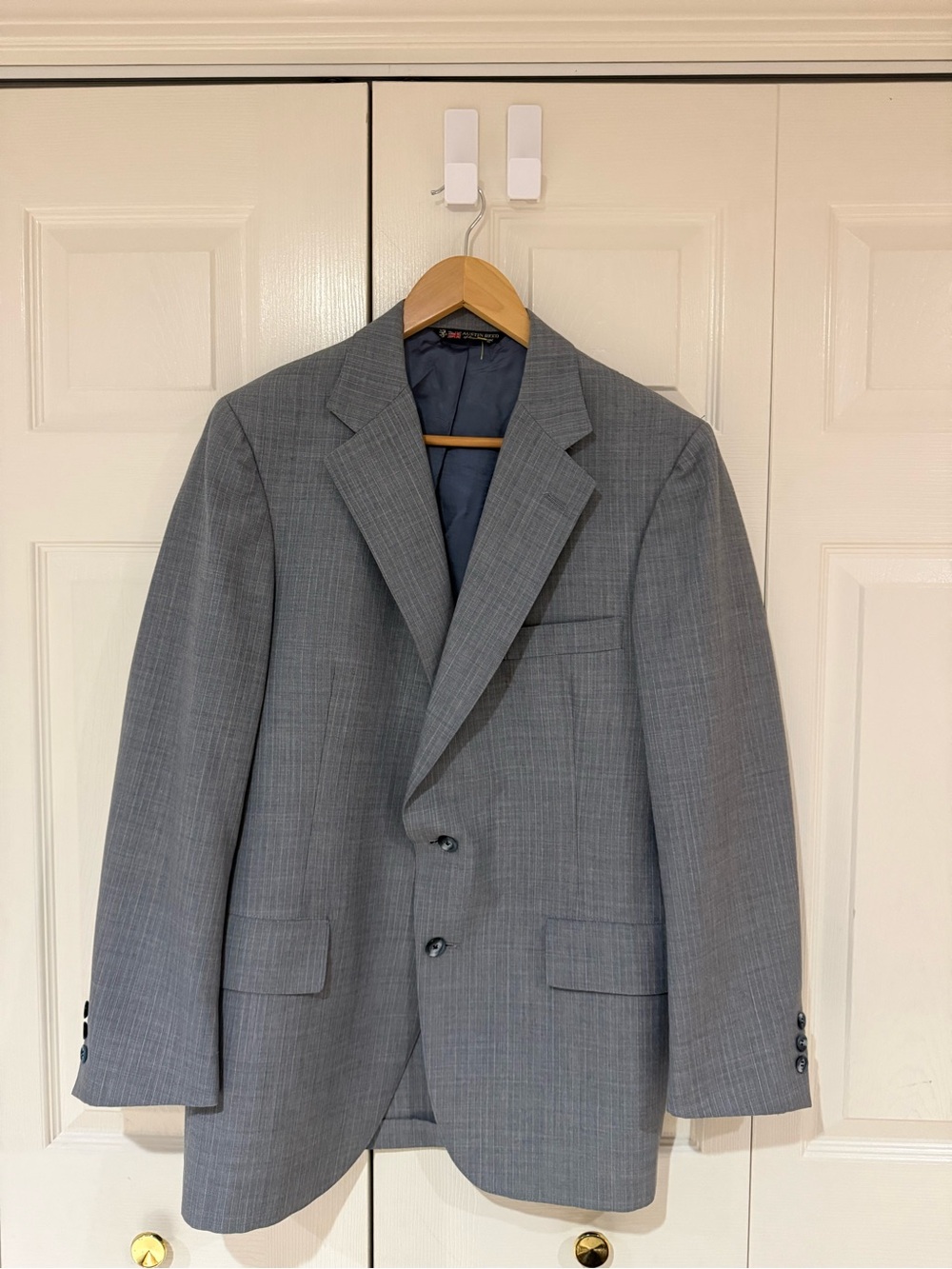 Austin Reed Men's Light Gray Two-Button Suit Jacket - Picture 1 of 4